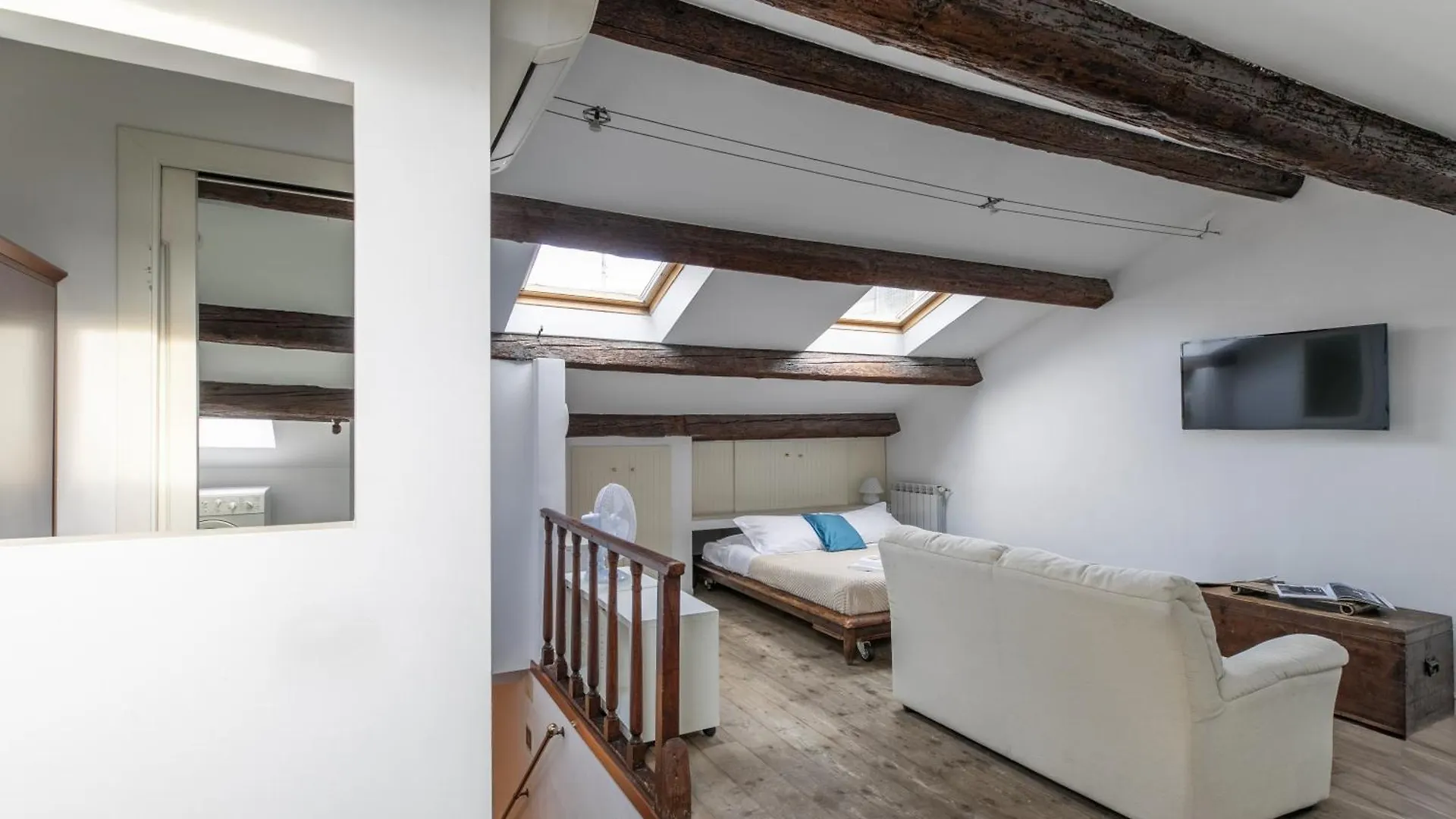 Nice Lovely Attic For 4 Person With Wifi - A/C Venise 0*,