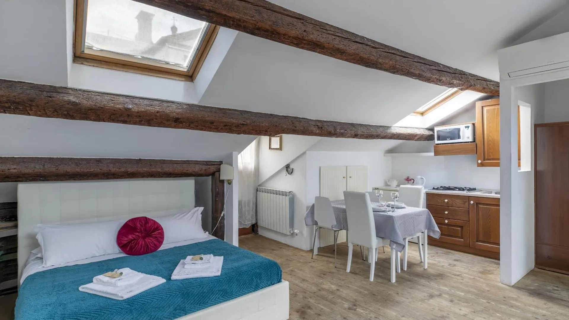 Appartement Nice Lovely Attic For 4 Person With Wifi - A/C Venise Italie