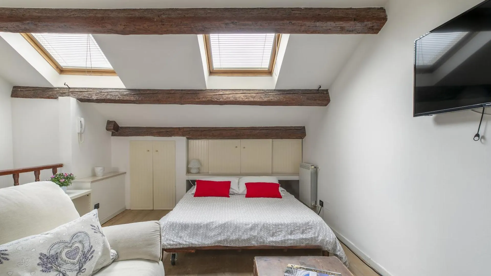 Nice Lovely Attic For 4 Person With Wifi - A/C Venice