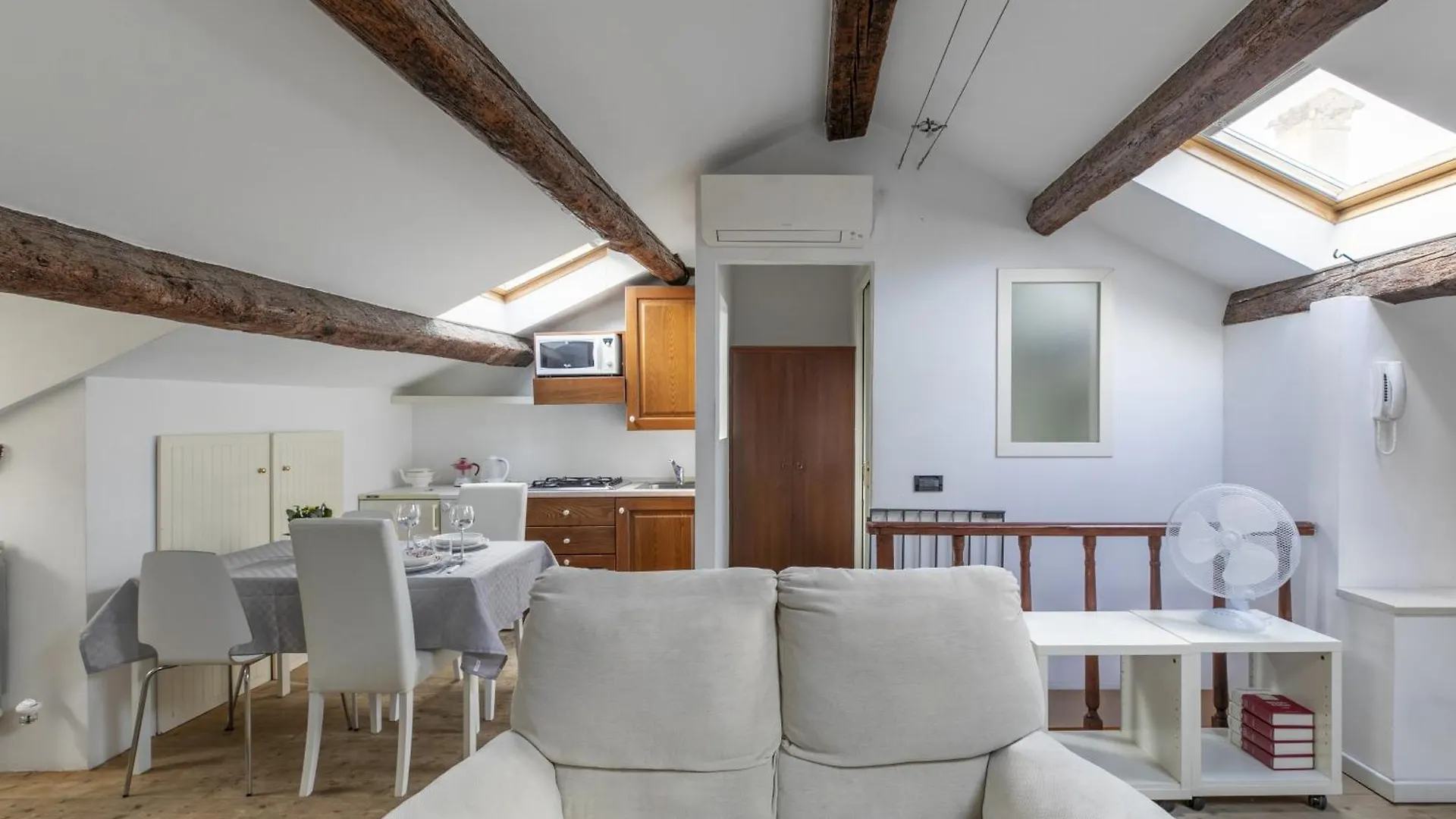 Apartment Nice Lovely Attic For 4 Person With Wifi - A/C Venice Italy